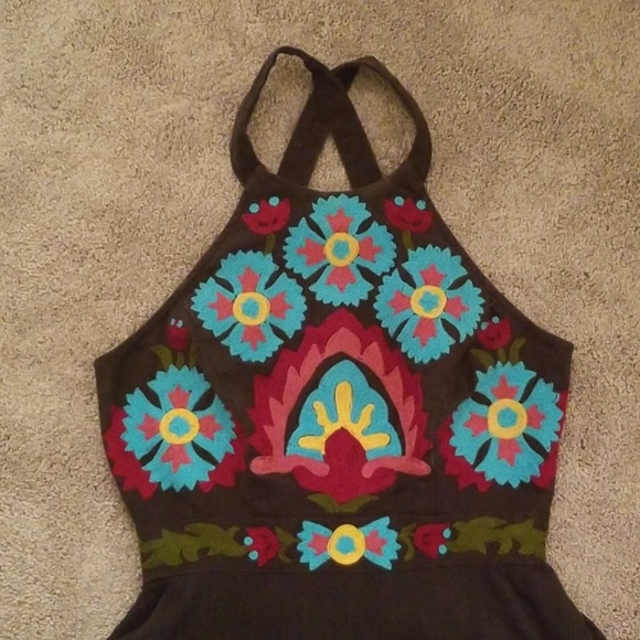 Dress - Picture 1 of 8